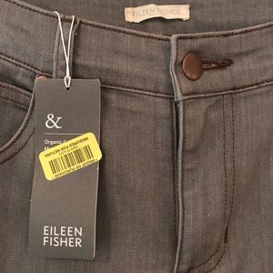 *CLOSEOUT* NWT Gray Eileen Fisher Jeans Petite